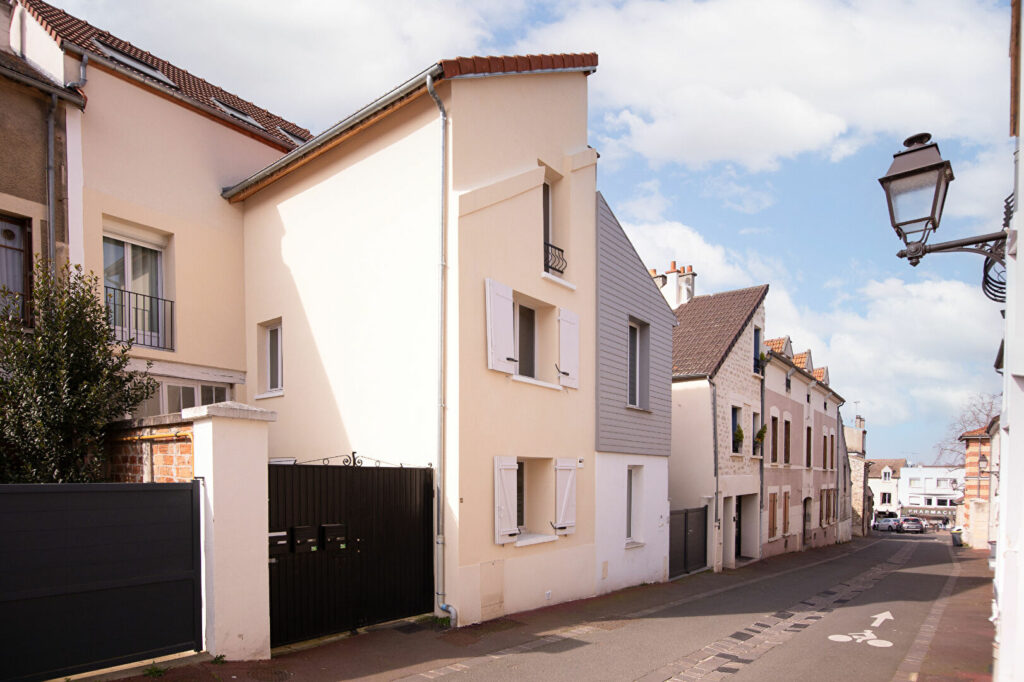 Ventre de propriété par l'agence immobilière Mosaic à Montesson