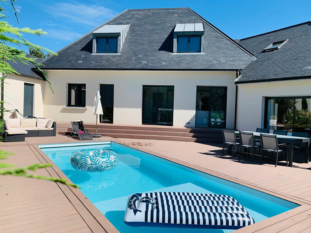 Vente d'une maison de 200 m2 avec 5 chambres à Orgeval par l'agence immobilière Mosaic