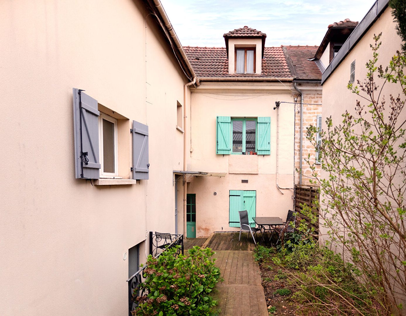 Vente appartement CROISSY SUR SEINE (78290) Appartement de 31 m² au sol - Dernier étage Prix : 170 000€. Agence immobilière MOSAIC à Croissy-sur-Seine 78