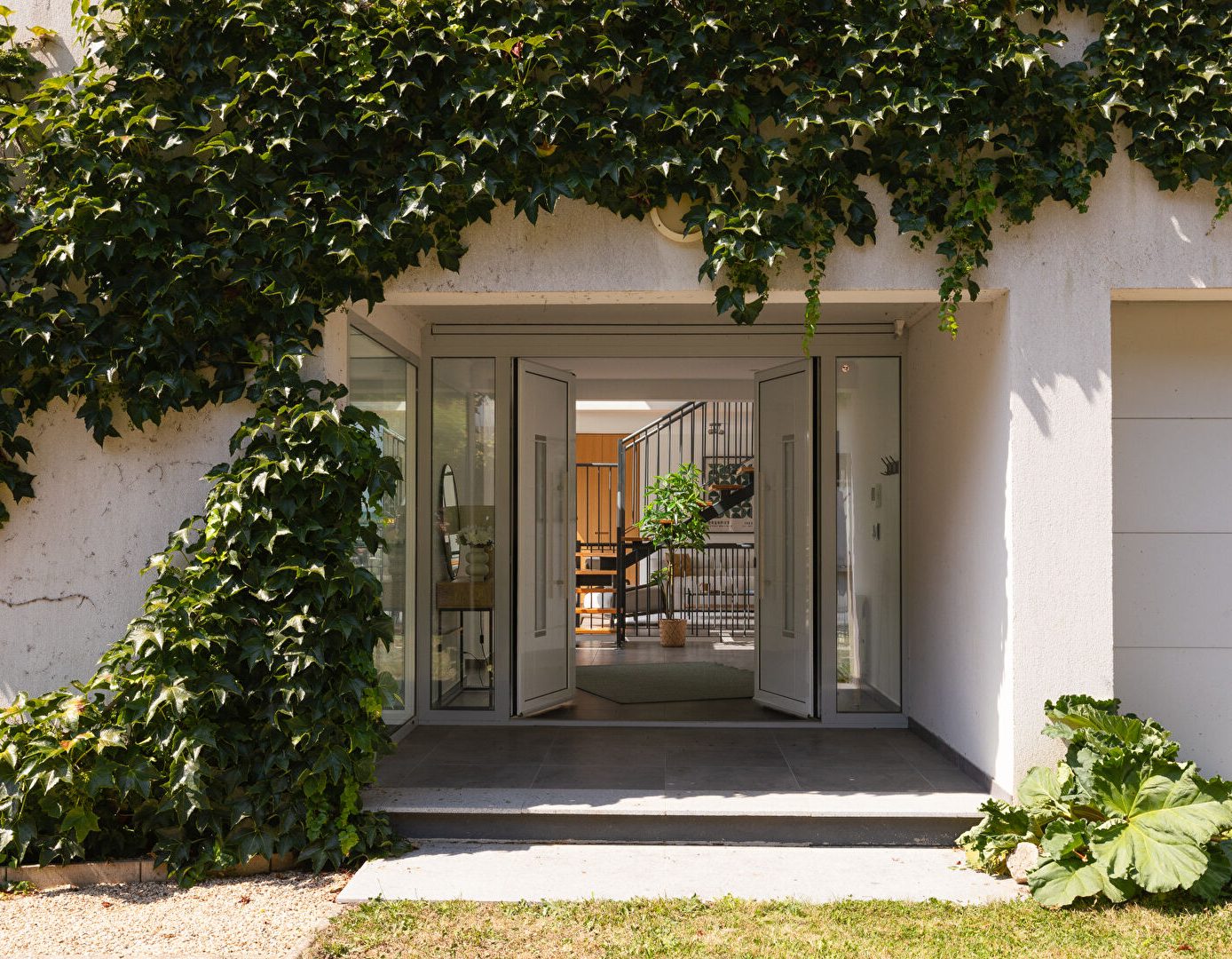 The Bau House BOUGIVAL (78380) Maison d'architecte 4 chambres avec vue panoramique Prix : 1 050 000€. Agence MOSAIC Bougival
