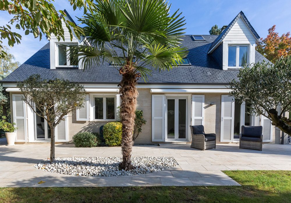 Vente d'une maison à L'Étang-la-Ville 78 par l'agence immobilière MOSAIC